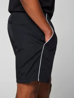 Best Lierna Short- Black Beauty Nylon